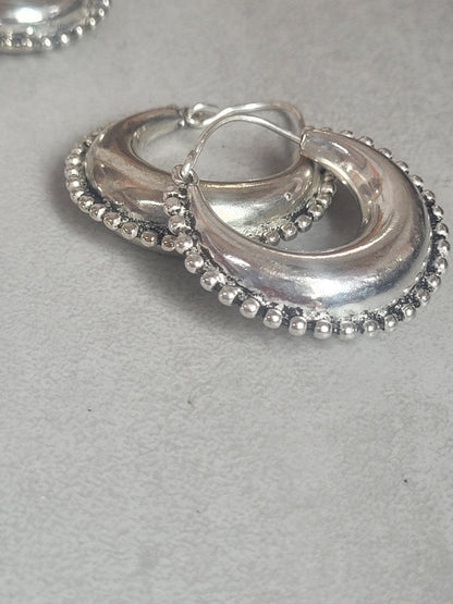 Silver chunky lightweight hoops  / Small hoops / Large earrings  /  Gypsy  /  Bohemian  /  Boho  /  Ethnic hoops